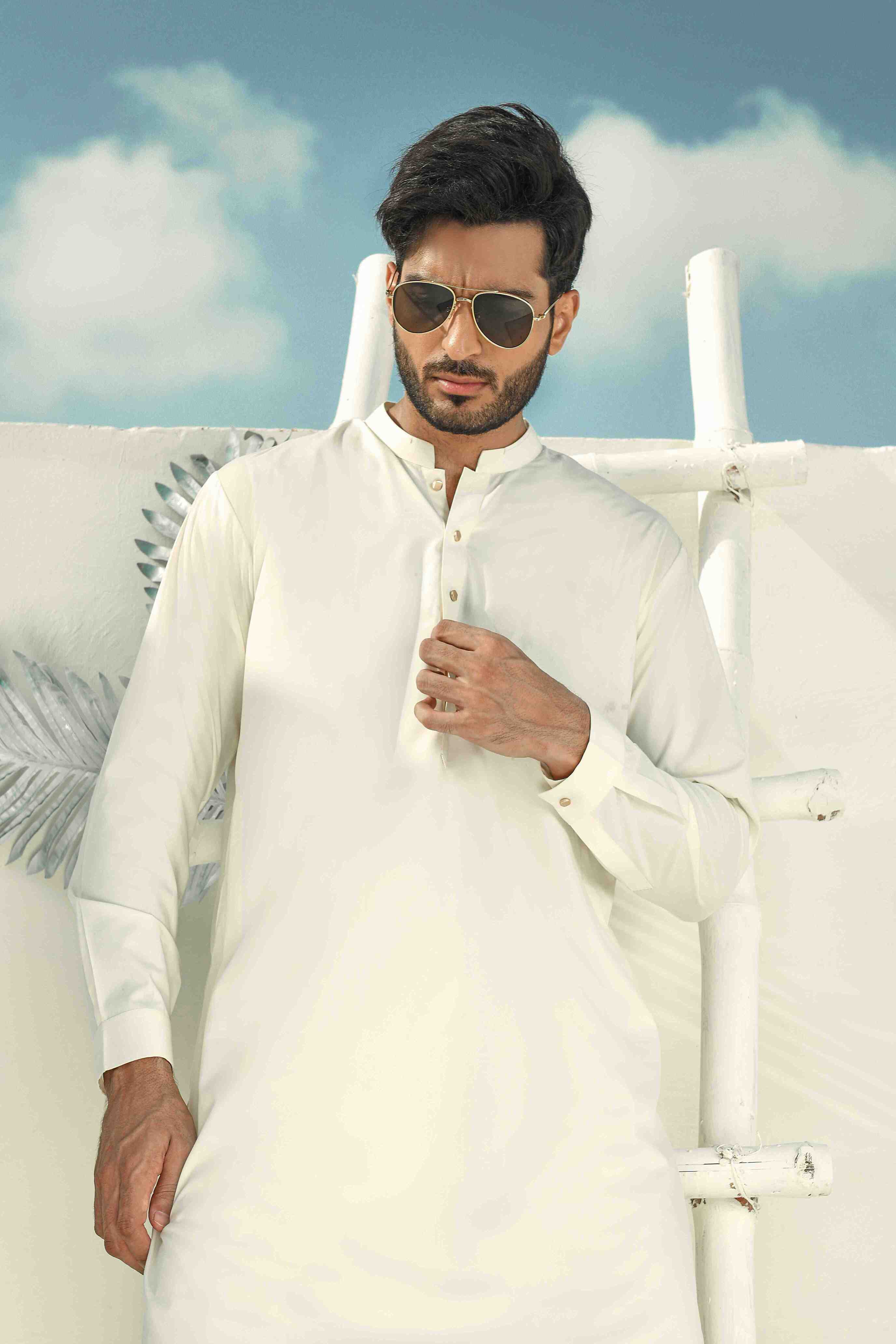 MENS UNSTITCHED EMERALD SUIT OFF WHITE